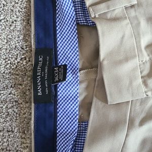 BANANA REPUBLIC Chinos